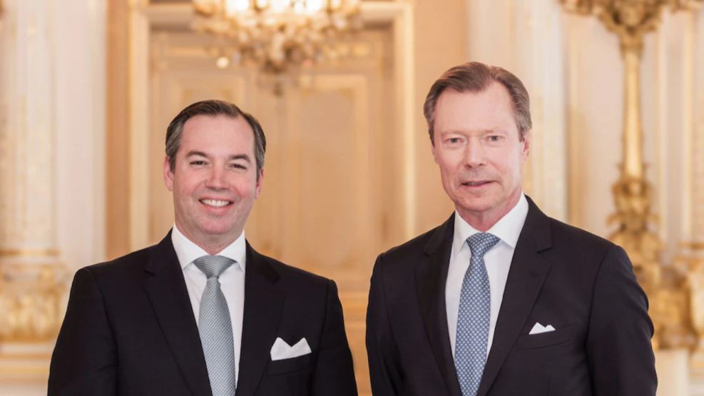 El gran duque de Luxemburgo anunció el traspaso de sus funciones a su hijo Guillermo