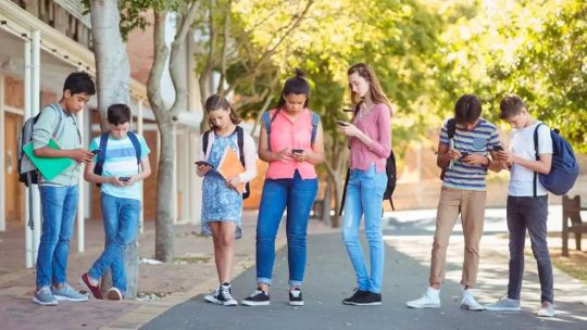 La Ciudad anuncia medidas para combatir la ludopatía infantil y las apuestas en sitios clandestinos