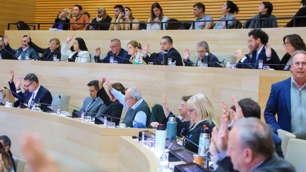 Debate en la Unicameral de Córdoba, bloque opositor