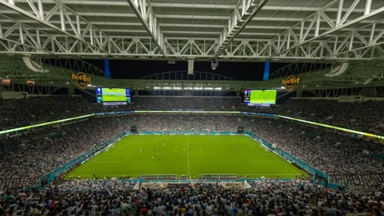 Césped natural, temperaturas elevadas y sede de la final: así es el Hard Rock Stadium, estadio donde jugará la Selección Argentina | 442