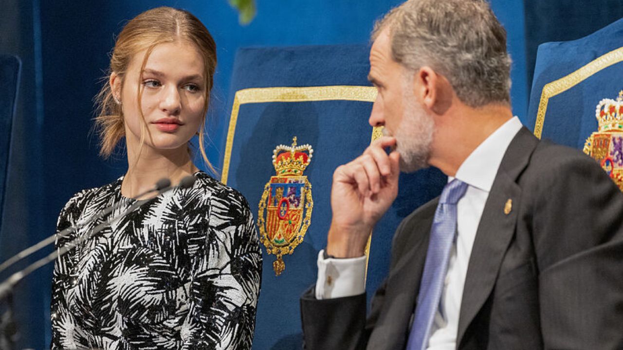 La Princesa Leonor sufre de narcolepsia, una enfermedad que heredó de su  padre, Felipe VI | Caras