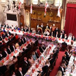 El emperador Naruhito de Japón asiste a un banquete en The Guildhall de Londres, en el segundo día de su visita de Estado de tres días a Gran Bretaña. La pareja real japonesa está de visita en Gran Bretaña para una visita de Estado de tres días organizada por el rey Carlos III. | Foto:HENRY NICHOLLS / AFP