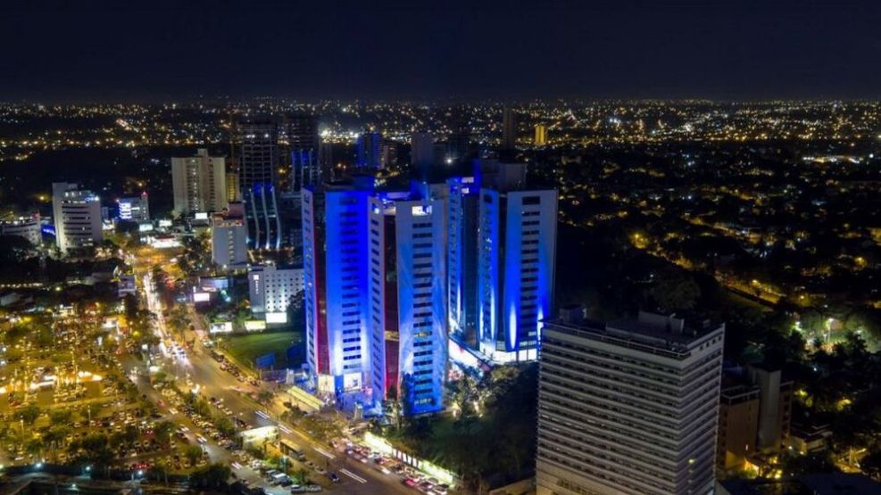 Paraguay se ha convertido desde hace varios años en un destino atractivo para los argentinos que buscan hacer negocios.