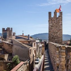 El Grand Tour de Cataluña es un recorrido en auto que visita Sitges, Tarragona y Lérida, entre otros atractivos.