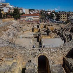 El Grand Tour de Cataluña es un recorrido en auto que visita Sitges, Tarragona y Lérida, entre otros atractivos.