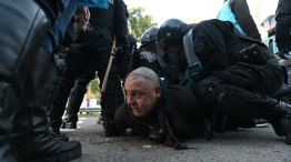 Avance de la Policía de la Ciudad contra la protesta de los trabajadores en la puerta del INTI