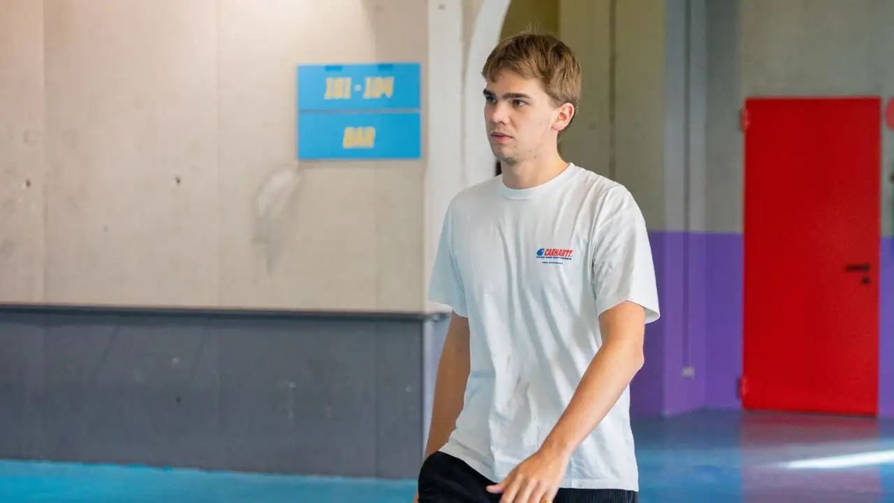 Miguel Urdangarin cobra un salario de más de 10.000 euros sin trabajar |  Caras