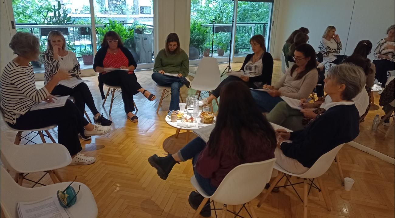 Academia de Consteladores Oveja Negra: Sanando a Distancia