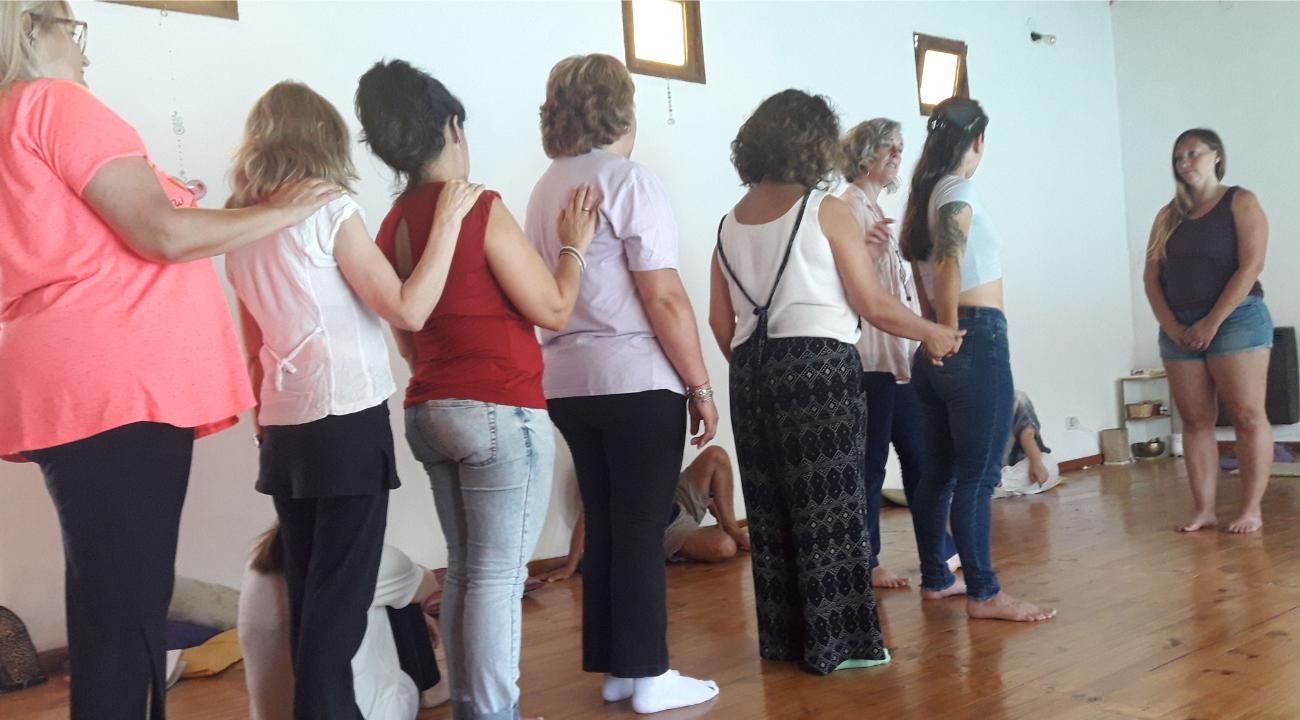 Academia de Consteladores Oveja Negra: Sanando a Distancia