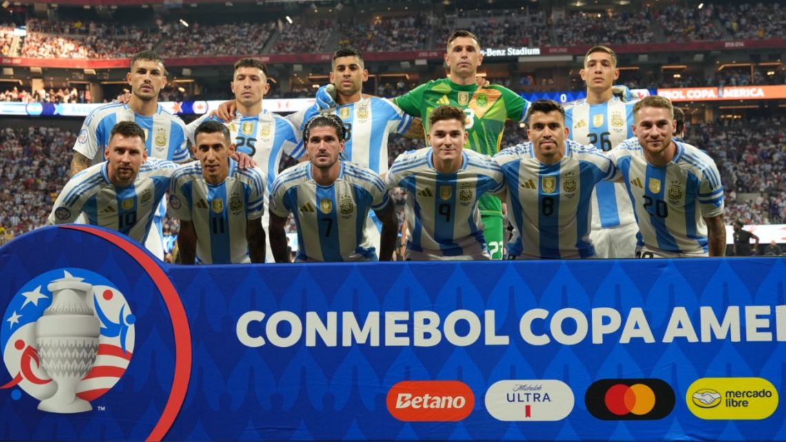 Cuál será la vestimenta de la Selección Argentina para la final de la