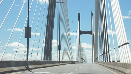 Se firmaron los primeros contratos de concesión de rutas del corredor Mercosur a privados