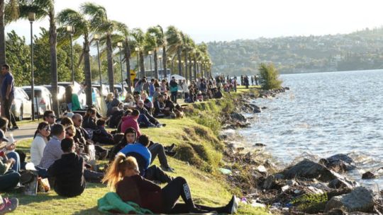 Turismo de invierno en Carlos Paz: el 99% de los visitantes llegaron en automóvil y junto a su familia