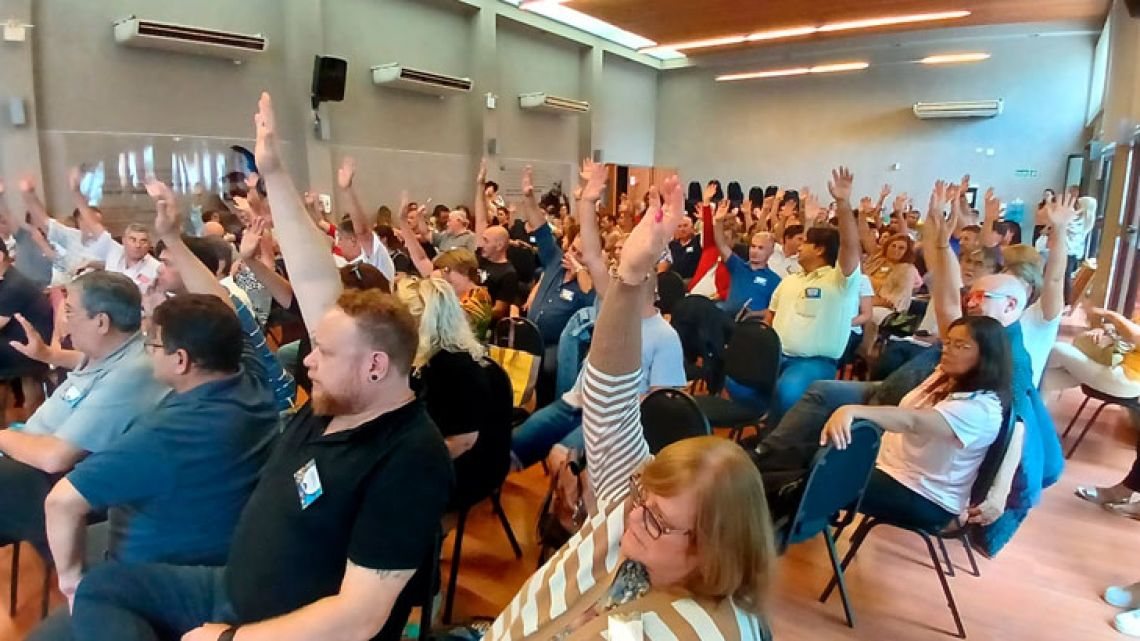 Conflicto docente en llamas: UEPC rechazó la oferta salarial de la Provincia y anunció un paro