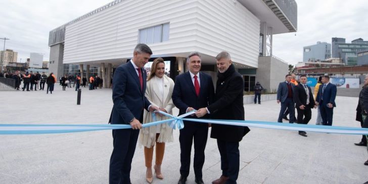 LA INAUGURACIÓN DEL NUEVO EDIFICIO DEL CONCEJO.