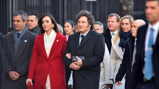 El presidente Javier Milei, la vice presidenta, ministros y comitiva llegan a la catedral para participar del Tedeum