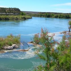 La reactivación de la pesca generó un mayor movimiento de pescadores en búsqueda del pejerrey.