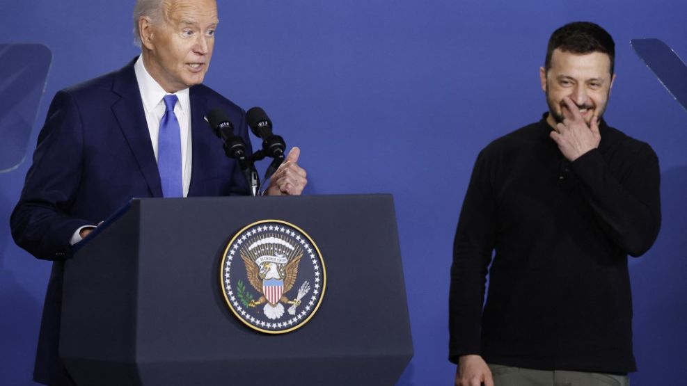 Joe Biden y Volodimir Zelenski