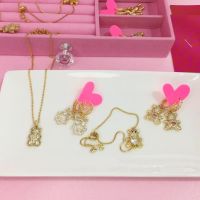 “Accesorios que celebran la amistad por SomosOSADA”