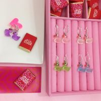 “Accesorios que celebran la amistad por SomosOSADA”