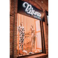 Lencería Bruna: Creando Intimidad y Sofisticación