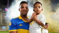 Frank Fabra junto a su hijo Dereck