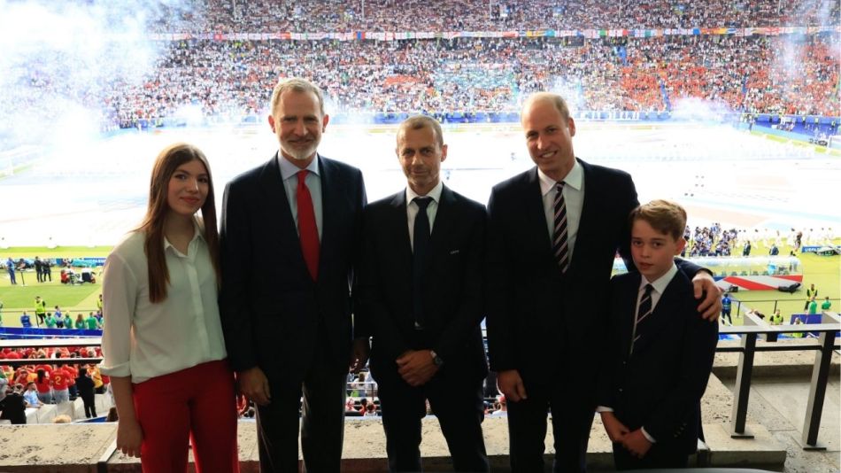 Felipe VI y la Infanta Sofia junto al príncipe William en la final de la Euro 2024