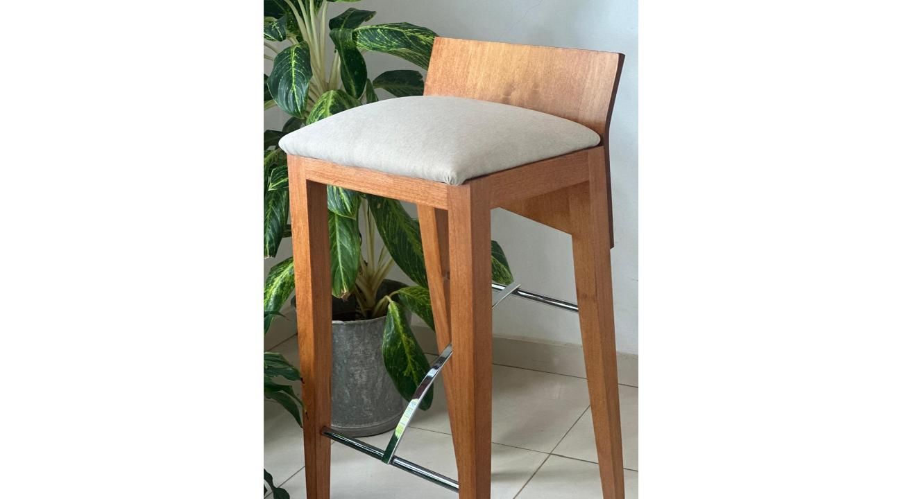 San José Muebles: Innovación y calidad en sillas de madera desde 1993