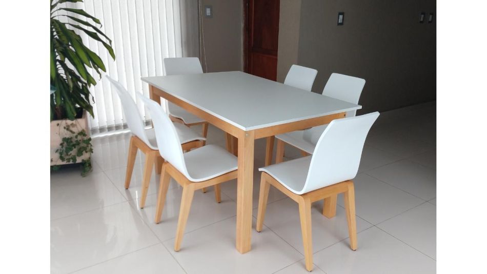 San José Muebles: Innovación y calidad en sillas de madera desde 1993