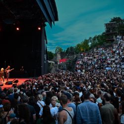 La cantante estadounidense Patti Smith actúa en el escenario durante Les Nuits de Fourviere en el Theatre Antique de Lyon Fourviere en Lyon, Francia. | Foto:OLIVIER CHASSIGNOLE / AFP