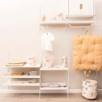 Shelfie: Diseño Versátil y Sostenible para Hogares Creativos