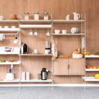 Shelfie: Diseño Versátil y Sostenible para Hogares Creativos