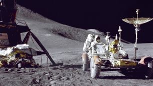 ¿Sabías que hay tres autos que quedaron en la Luna desde 1972?