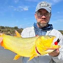 Con el dorado como gran estandarte en estos tiempos, Santa Elena se posiciona entre los destinos preferidos del pescador.