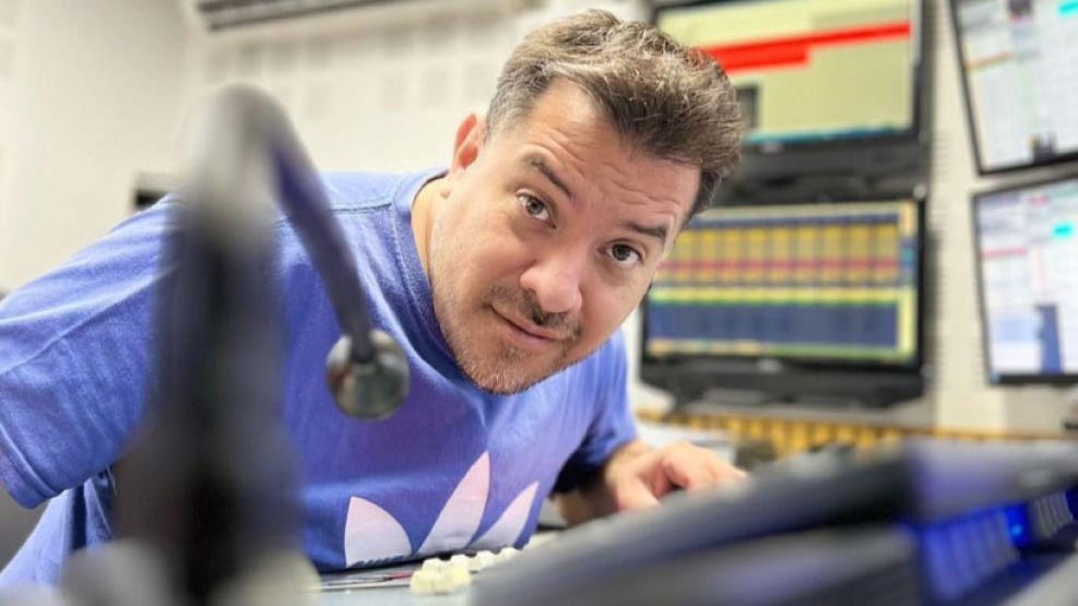 Franco Mamondes, operador en Radio Popular