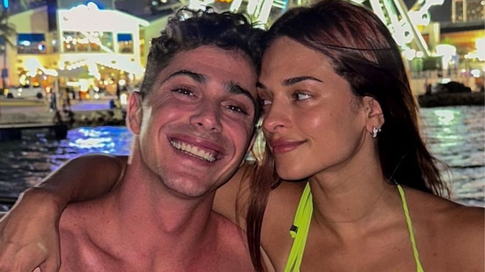 Así son las románticas vacaciones de Fran Stoessel y Nazarena Obrecht