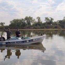 En Reconquista, el Paraná ostenta un rico delta plagado de islas, bancos, bocas, arroyos, juntas de agua, veriles, correderas y accidentes costeros que son sitios ideales para que el dorado haga de las suyas.