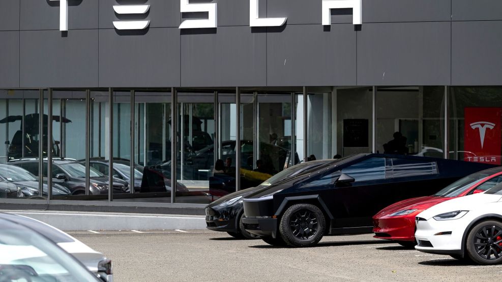 Tesla Ahead Of Earnings Figures