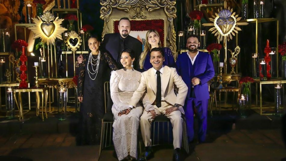 Pepe Aguilar publicó las fotos del casamiento de Ángela Aguilar y Christian  Nodal: "El respeto y la responsabilidad serán su guía" | Exitoina