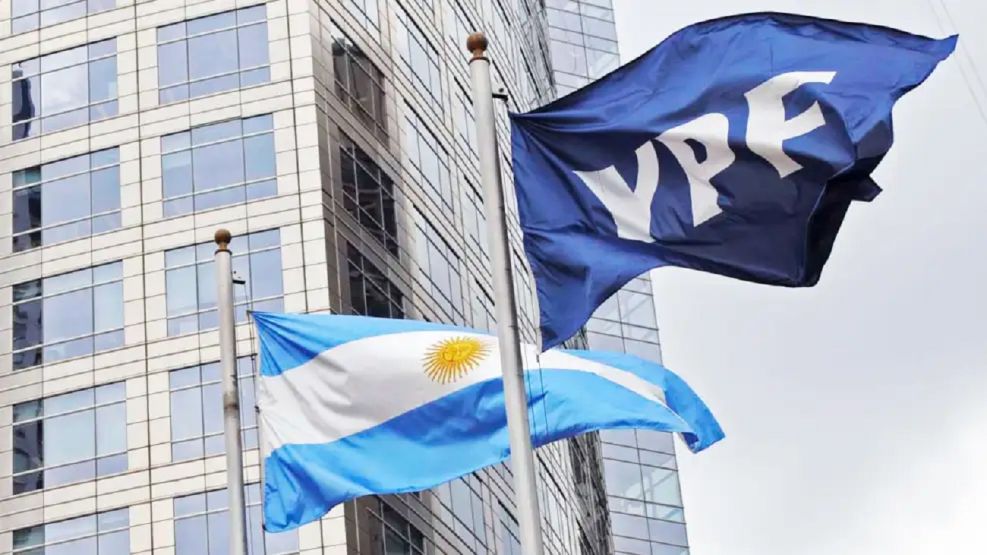 Juicio por YPF: el gobierno de Estados Unidos pidió a la jueza que postergue la entrega de acciones a los demandantes