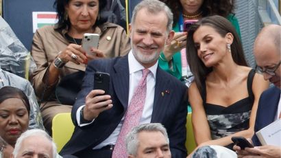 Una a Una, las fotos de Letizia Ortiz y Felipe VI apoyando a la delegación española en Juegos Olímpicos 2024