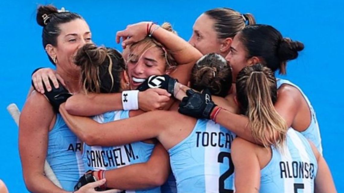 Las Leonas, the national field hockey team.