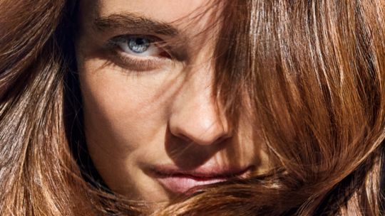 Cómo mantener un cabello sano y fuerte: descubrí la rutina perfecta para el cuidado capilar 