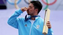 José El Maligno Torres con la medalla de Oro en París 2024