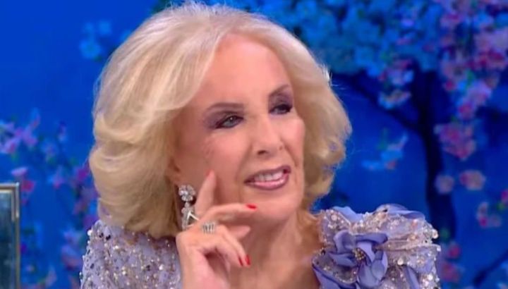 La polémica pregunta que hizo Mirtha Legrand sobre su look en la Mesaza