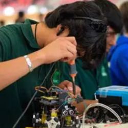 Los estudiantes del CONALEP ya trabajan en la creación del futuro robot lunar.