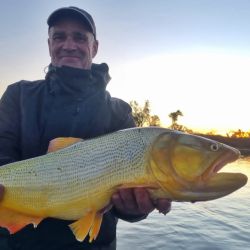 Aunque con todas las modalidades la chance de una buena pesca está, las palmas se las lleva el baitcast. 