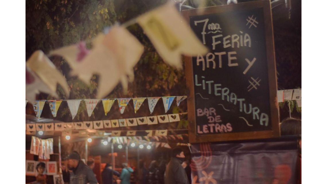 Bar de Letras: Infusiones Arte y Literatura | Caras