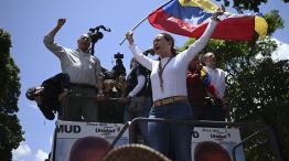 Desafiando a Maduro, Machado encabezó otra manifestación en Caracas.