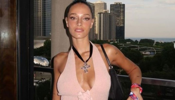 Oriana Sabatini se luce con un look pijamesco, la nueva tendencia para este verano