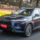 Toyota Corolla Cross HEV: Cambia...  para que todo  siga igual